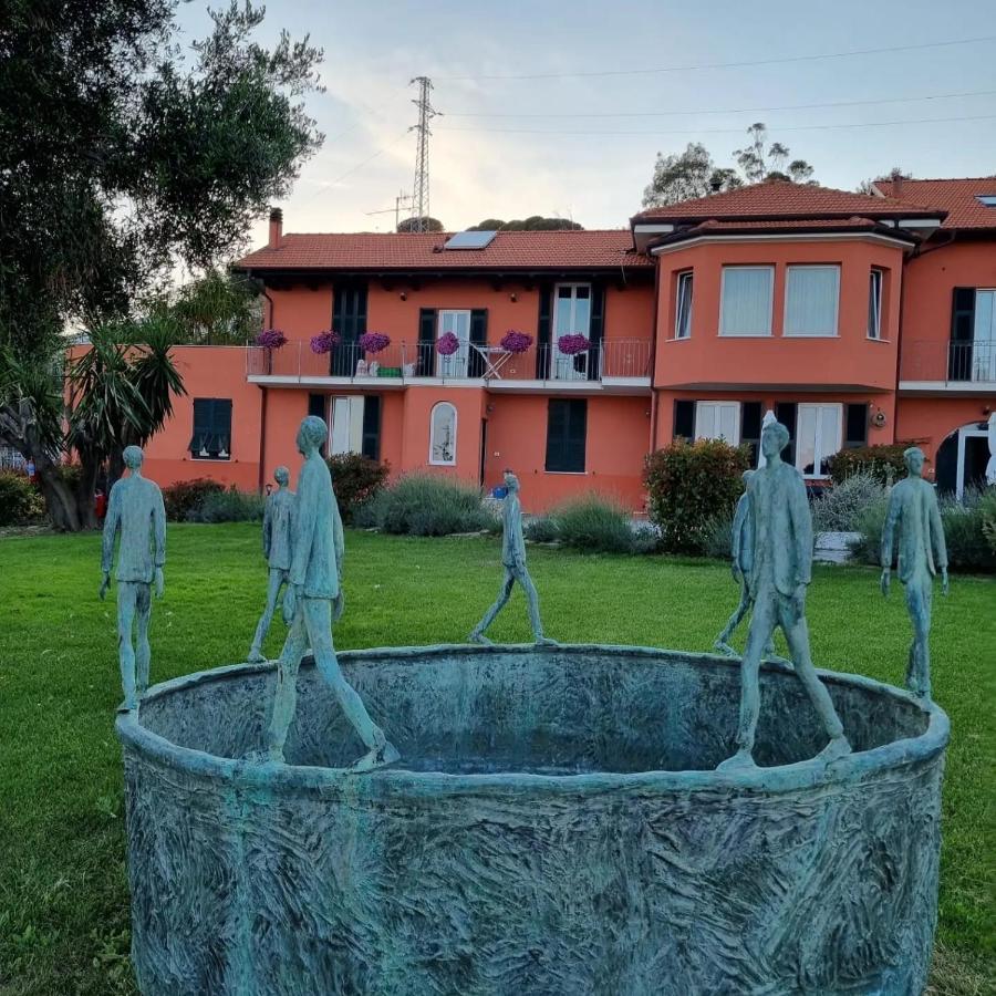 Agriturismo La Tuffatrice インペリア エクステリア 写真