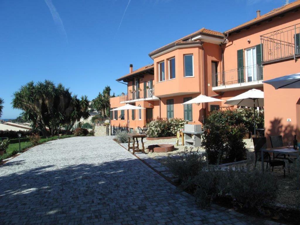 Agriturismo La Tuffatrice インペリア エクステリア 写真