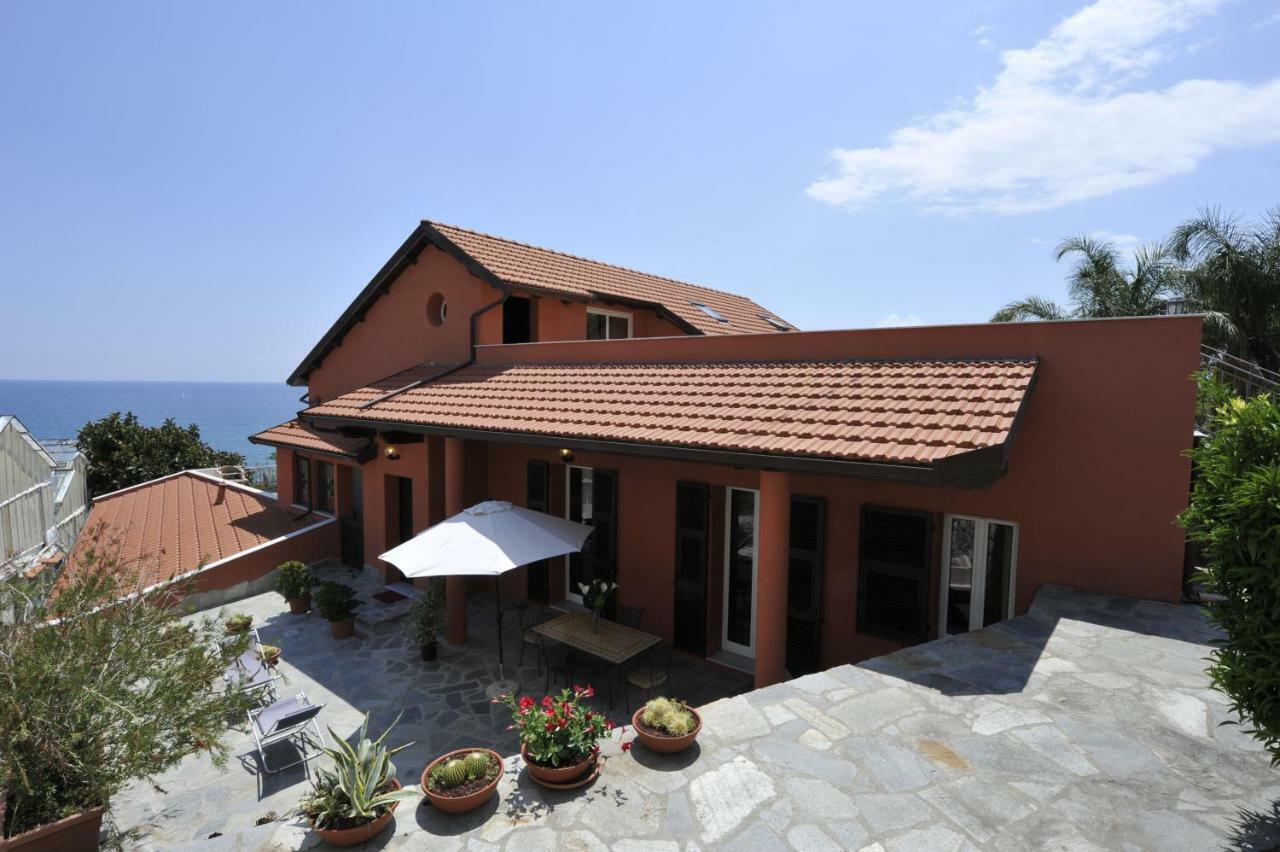 Agriturismo La Tuffatrice インペリア エクステリア 写真